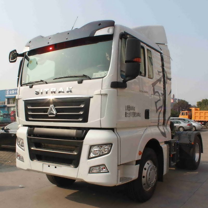 Hlava traktoru Sinotruk ZZ4186W361HF1B AMT s převodovkou